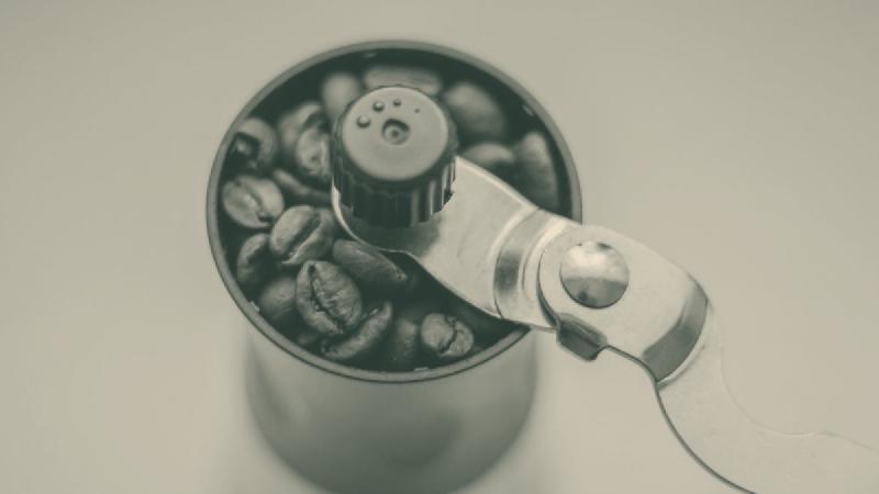 Handmühle oder elektrisch? Die Preis-Leistungs-Frage