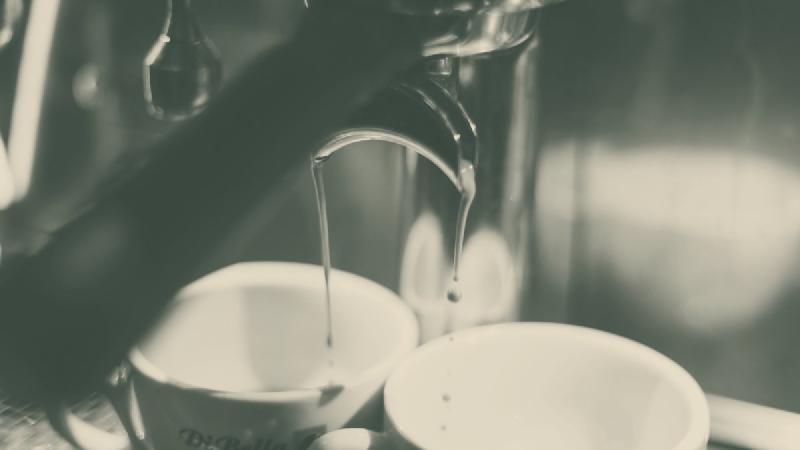 Espresso läuft zu langsam: Wenn der Puck die Pumpe blockiert
